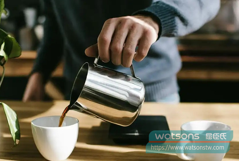 禁忌3：與咖啡、茶一起使用